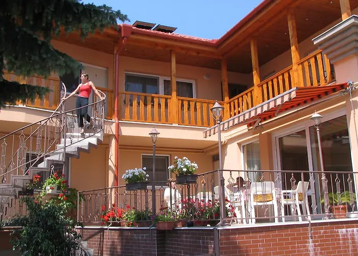 Lovas Vendeghaz بيت ضيافة Hajdúszoboszló